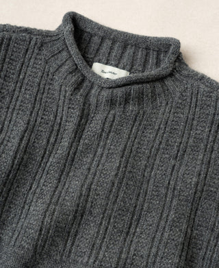 Gray wool sweater neckline and textured vertical chest knit detail