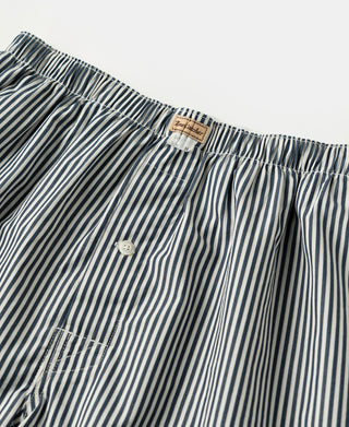 Elastic waistband detail with gathered construction for added comfort