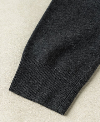 Heather gray sweater long sleeve cuff and ribbed hem knit