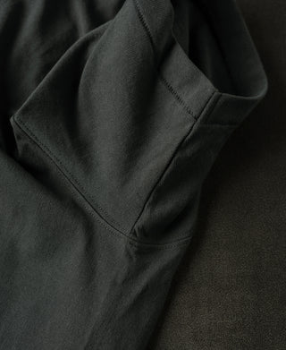armpit detail of Regular Fit Heavyweight Tubular Jersey T-Shirt