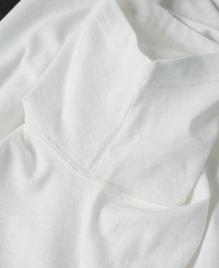 armpit stitching of Classic Fit Loopwheel Slub Cotton T-Shirt