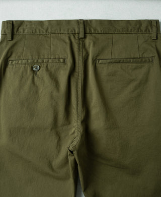 back detail of Casual Stretch Cotton-Blend Tapered Pants in Olive