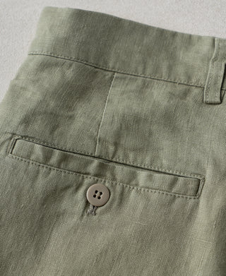 back pocket detail of 1940s Double-Pleated Pure Hemp Pants in Olive
