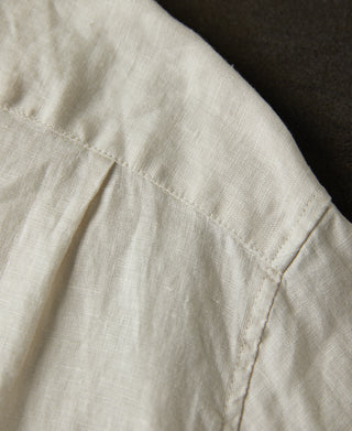 back shoulder detail of 1950s Italian Collar Linen Shirt