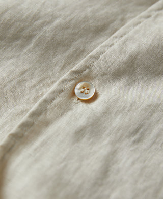button detail of 1950s Italian Collar Linen Shirt