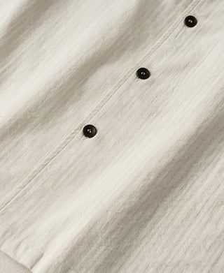 Button Detail of Italian Collar Salt-Shrunk Shirt