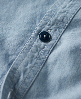 button detail of Military Wash Chambray Workshirt