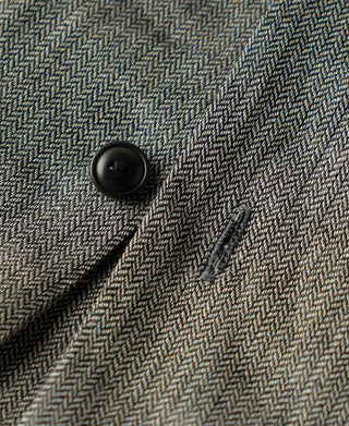 Button Detail of Relaxed Ramie Herringbone Cuban Shirt
