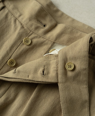 Button Fly detail of British Army Cotton-Linen Gurkha Shorts