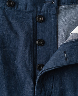 Button Fly detail of Relaxed Double-Pleated Hemp-Cotton Shorts