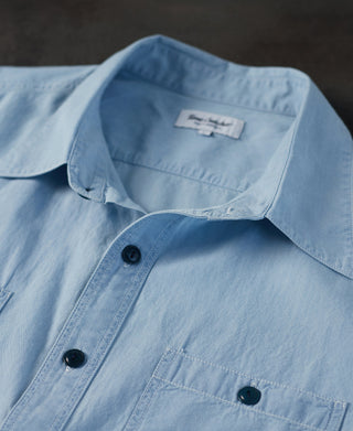 collar detail of Military Wash Chambray Short Sleeve Workshirt