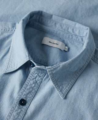 collar detail of Military Wash Chambray Workshirt