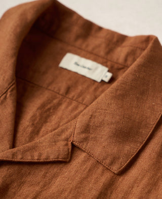 Collar Detail of Yarn-dyed Linen Camp-Collar Shirt