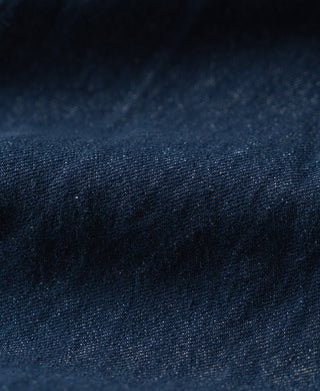 Fabric Texture of Relaxed Double-Pleated Hemp-Cotton Shorts
