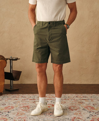lifestyle shot of 1930s Washed Officer Chino Shorts