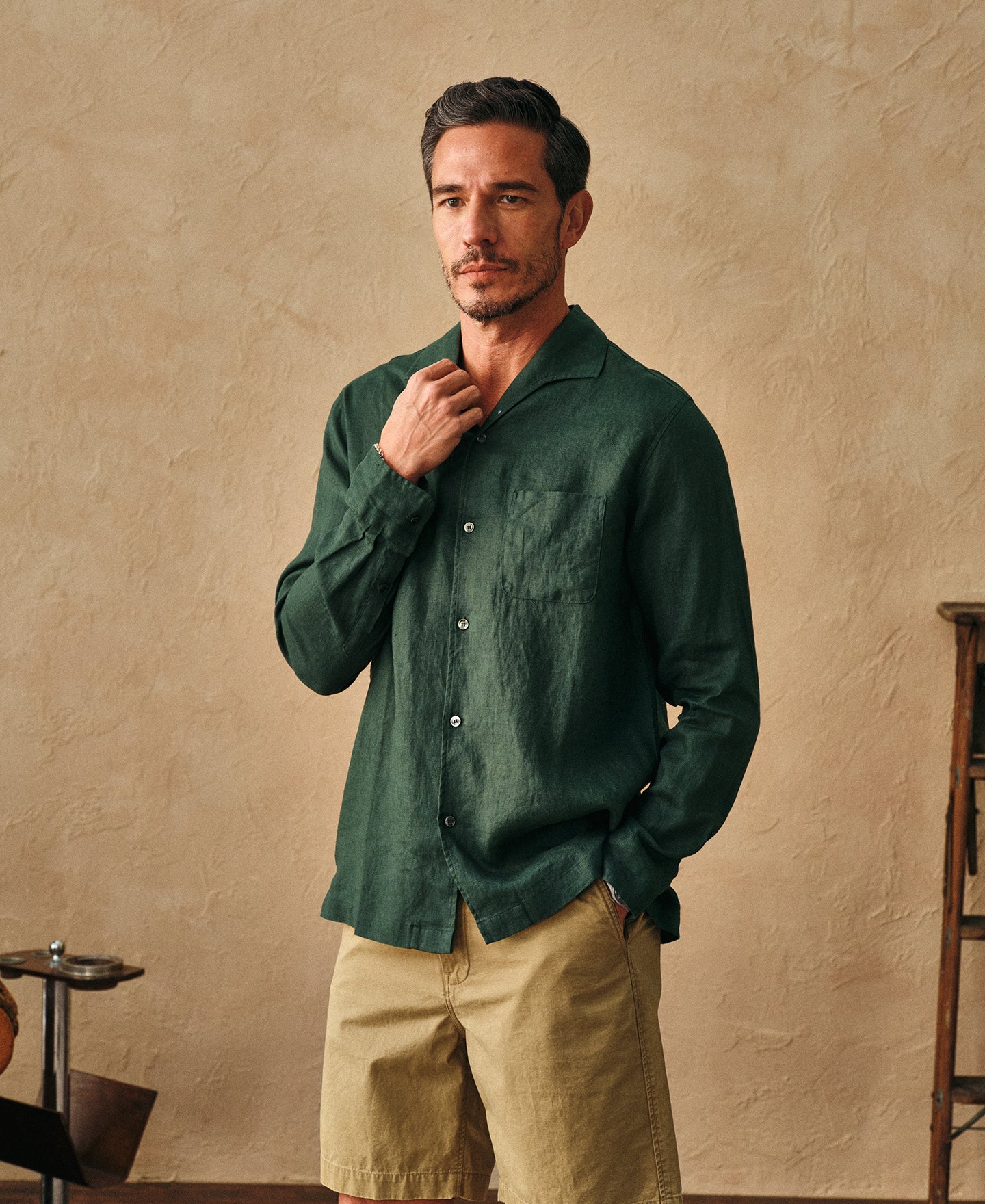 1950s Italian Collar Camp Collar Long Sleeve Linen Shirt - Dark Green 1950s Italian Collar Camp Collar Long Sleeve Linen Shirt - Dark Green
