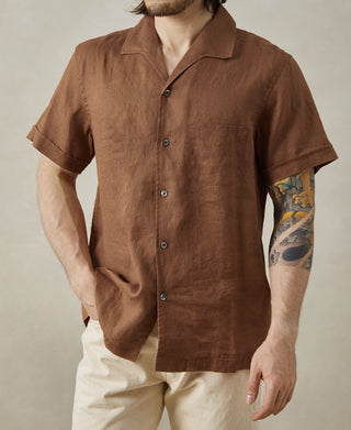 lifestyle shot of 1950s Italian Collar Linen Short Sleeve Shirt
