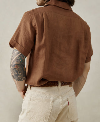 lifestyle shot of 1950s Italian Collar Linen Short Sleeve Shirt