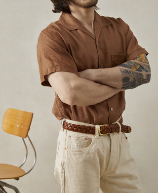 lifestyle shot of 1950s Italian Collar Linen Short Sleeve Shirt
