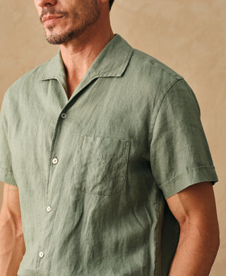 lifestyle shot of 1950s Italian Collar Linen Short Sleeve Shirt