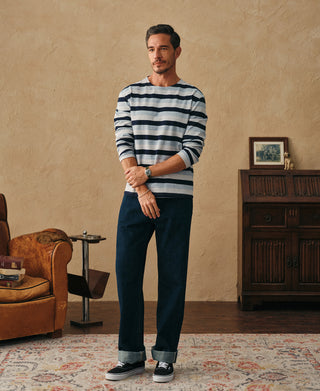 Men's navy-and-light-blue striped long-sleeve T-shirt with crew neck