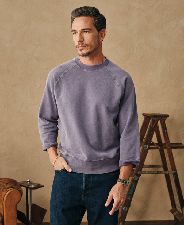 Vintage purple raglan-sleeve crewneck sweatshirt with 3/4 sleeves