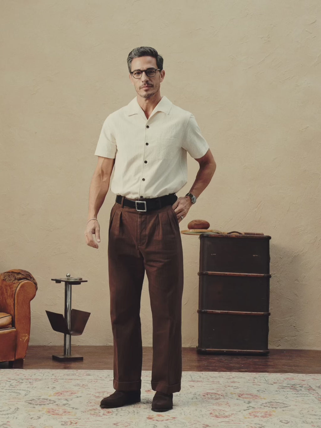 video of Italian Collar Salt-Shrunk Shirt