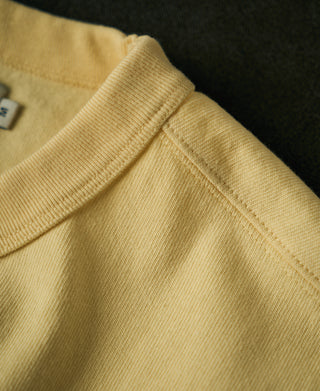 shoulder detail of 1900s Heavyweight Cotton Jersey Boxy T-Shirt