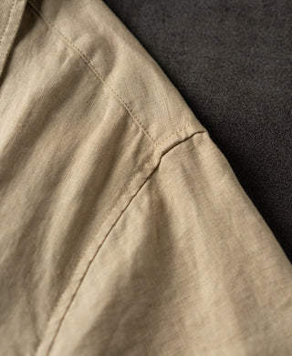 shoulder detail of 1950s Italian Collar Linen Short Sleeve Shirt
