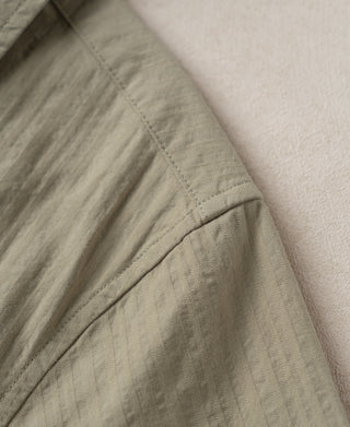 Shoulder Detail of Italian Collar Salt-Shrunk Shirt
