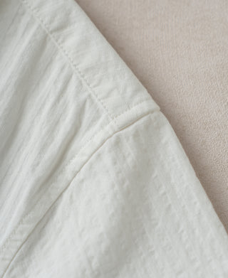 Shoulder Detail of Italian Collar Salt-Shrunk Shirt