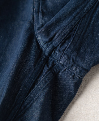 Stitching Detail of Relaxed Double-Pleated Hemp-Cotton Shorts