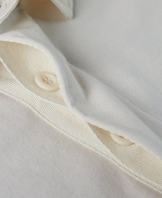 three-button placket of Classic Fit Jersey Tubular Rugby Shirt